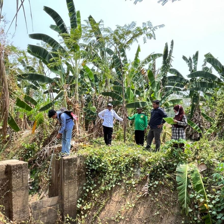 Konsultan PU Kabupaten Banjar Lakukan Survei di Desa Bawahan Seberang, Langkah Awal Perbaikan 
